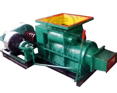 Non-vacuum brick extruder